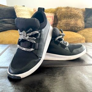 SOREL Out N About Plus Street Sneak | black, size 8.5